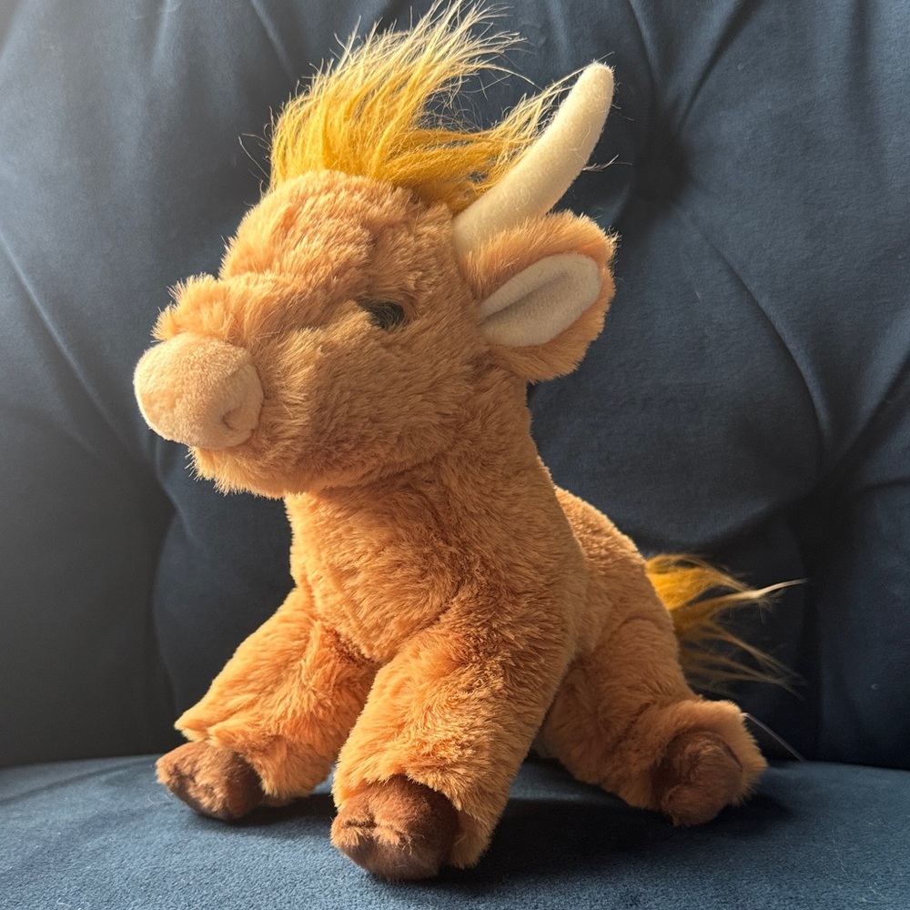 SCOTTIE the Plush Soft HIGHLAND COW Stuffed Animal - Douglas Cuddle Toys